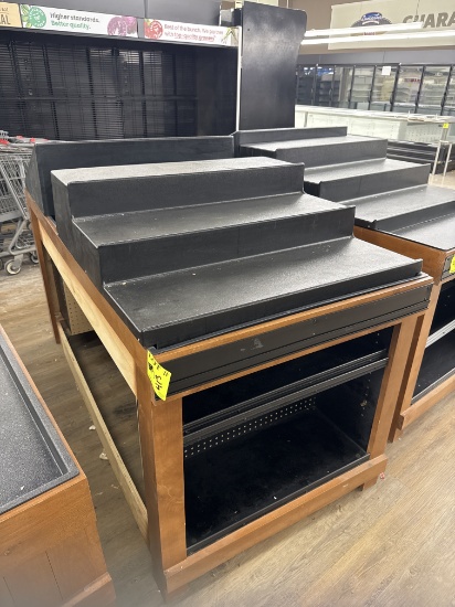 Produce orchard table - 6’ x 3’ x 3' (no front backing needs side table)