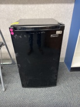 Mini fridge