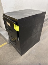 Metal file cabinet - 2 drawer