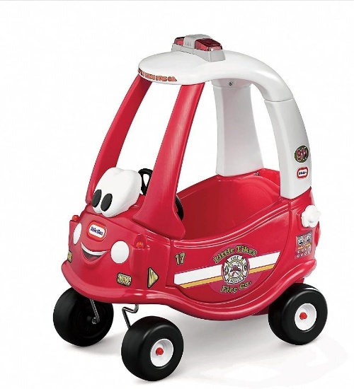 Kids ride and rescue Cozy Coupe