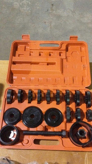 Wheel Bearing Removal Kit
