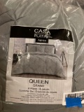 Queen comforter set