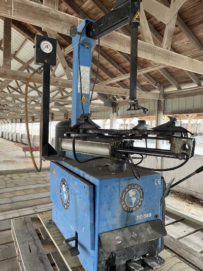 Atlas Tire Changing Machine