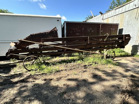John Deere Steel Elevator