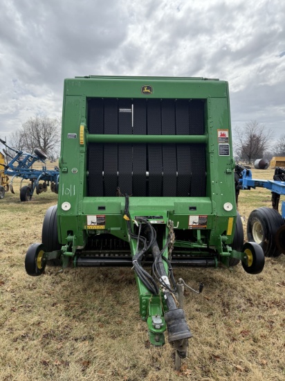 John Deere 569 Baler
