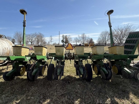 John Deere 7000 Planter