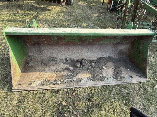 JD Loader bucket