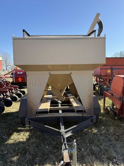 Friesen Seed Tender