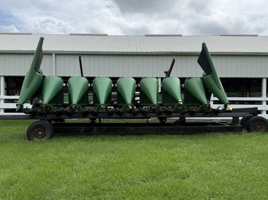 John Deere 893 Corn Head