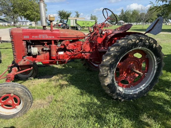 Farmall 200 Tractor
