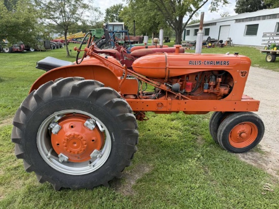 Allis-Chalmers WD 45 tractor