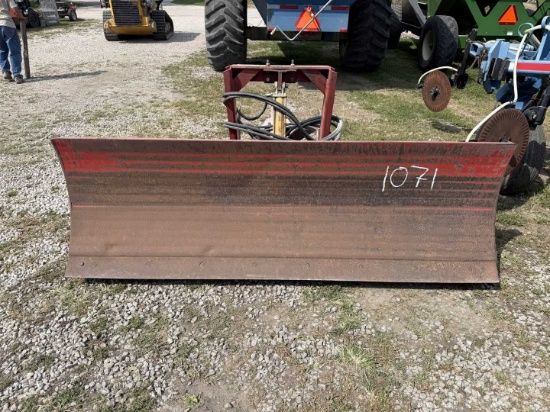 Leon 770 tractor blade