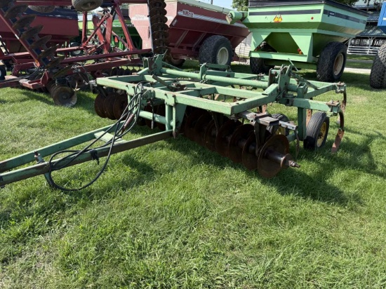 John Deere 1710 disk chisel