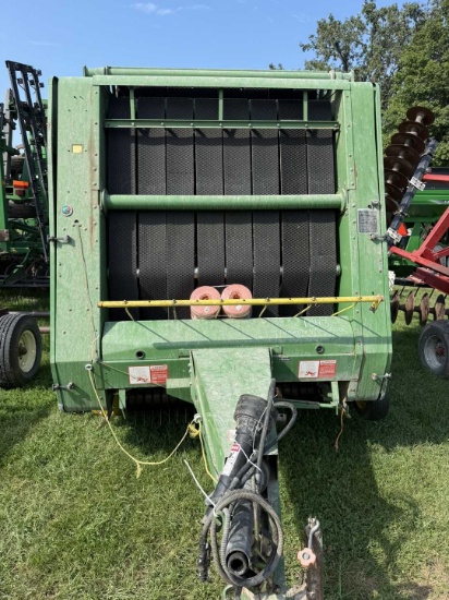 John Deere 530 baler