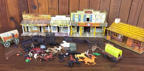 Vintage Western Town with Accessories
