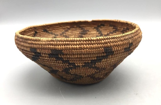 Small Yokuts Baskets