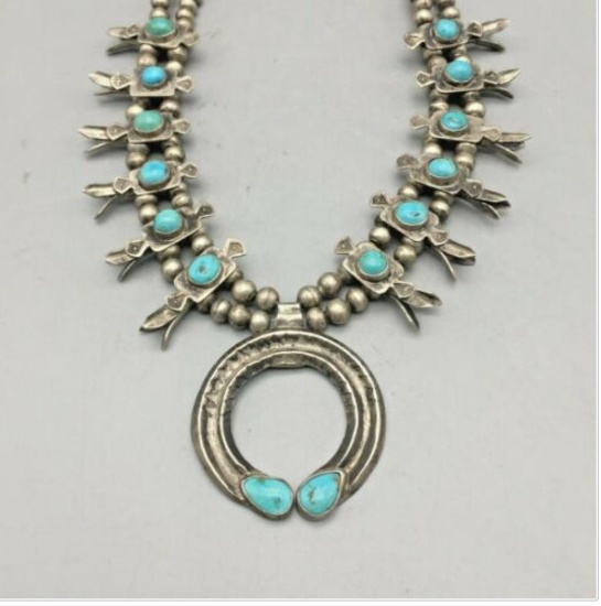 A 1940s Smaller Size Box Bow Squash Blossom Necklace