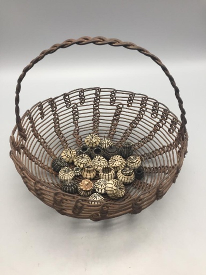 Group of Over 20 Tohono O'odham Baskets