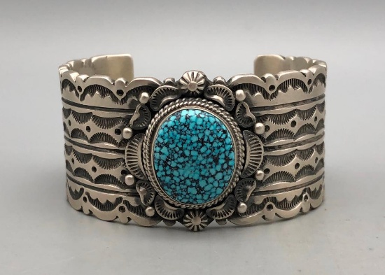 Exquisite Webbed Kingman Turquoise Bracelet