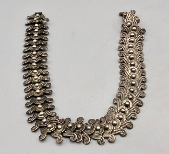Exquisite Sterling Silver Necklace by Los Castillo