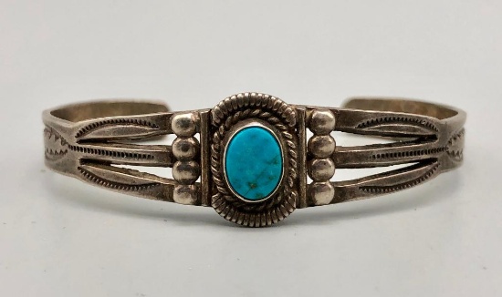Lovely Handmade Turquoise Bracelet