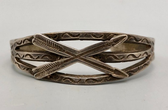 1920s Ingot Bracelet with Arrow Theme