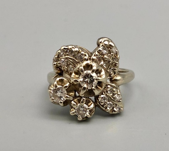 14k White Gold and Diamond Estate Ring