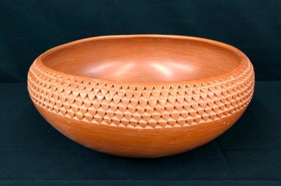 Hopi Pot by Garnet Pavatea