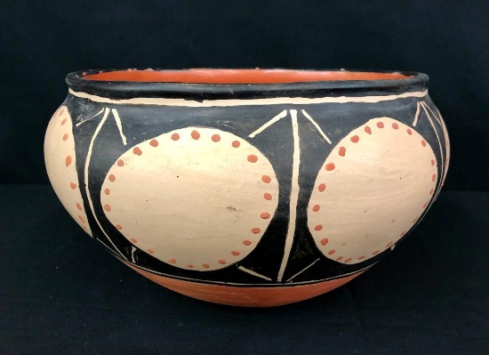Large Santo Domingo "Dough" Bowl