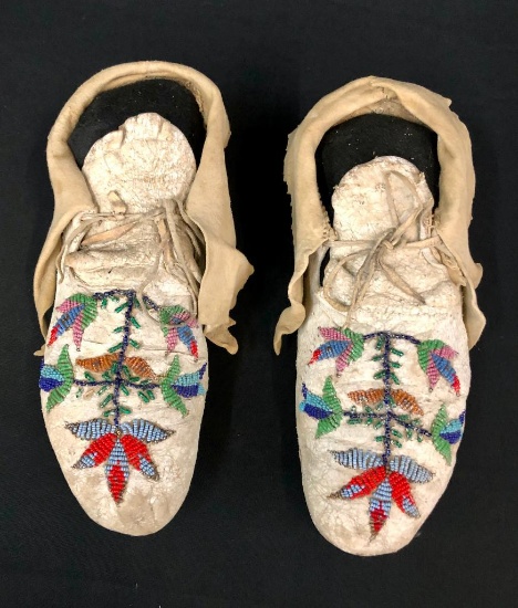 Santee Sioux Beaded Moccasins - Late 1800s