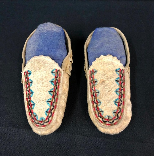 Vintage Cree Beaded Moccasins