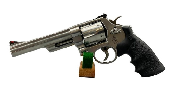 Smith & Wesson Model 629-6 .44 Magnum Revolver