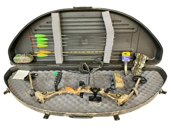 Matthews Solo Cam Compound Bow (Like New In Box ) With Arrows