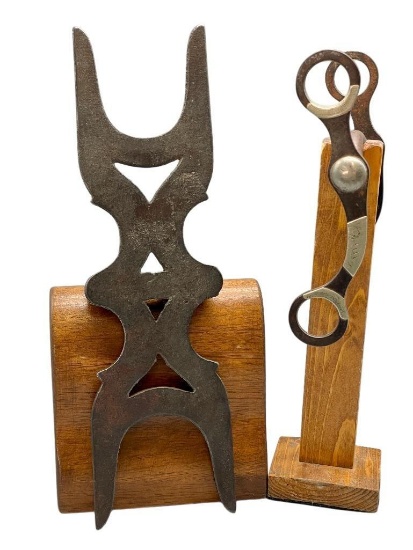 Rare Iron Double Boot Jack And Crockett Bit