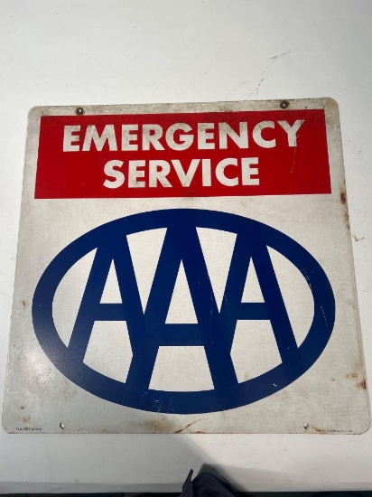 AAA emergency service sign
