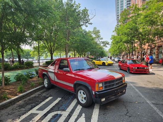 1989 Dodge Shelby Dakota