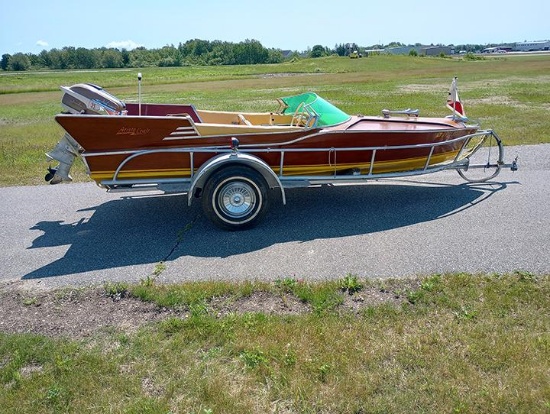 1959 Aristo Craft Avalon Boat