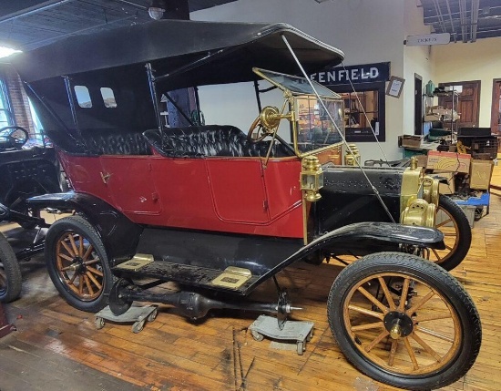 1912 Ford Model T Touring