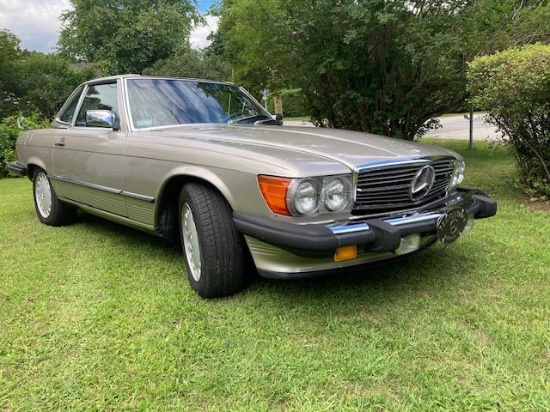 1989 Mercedes-Benz 560 SL