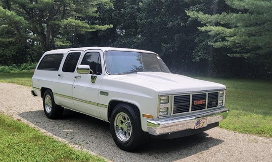 1987 GMC Suburban Siera 2500
