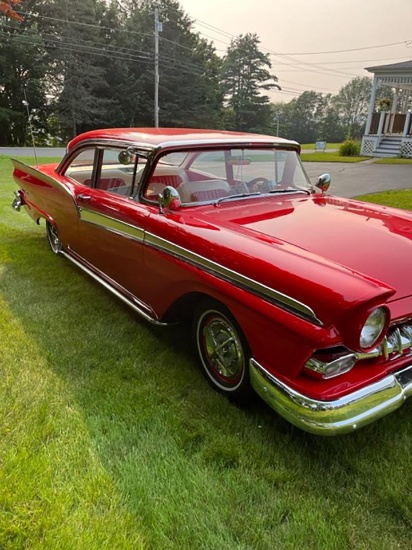 1957 Ford Fairlane