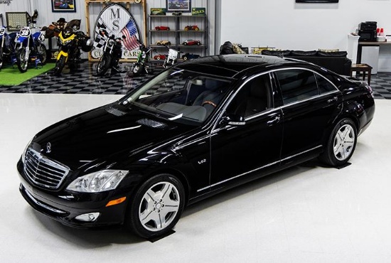 2008 Mercedes Benz S600 w / 58,700 Miles