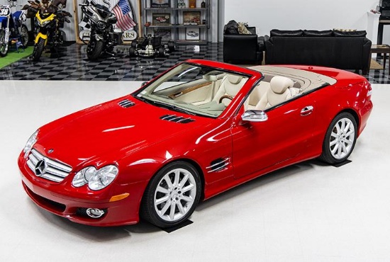 2007 Mercedes Benz SL550 w/ 28,200 original miles