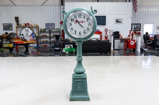 Friendly?s Ice Cream Street Clock