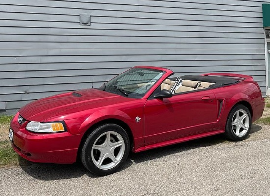 1999 Ford Mustang GT Convertible 35th Anniversary