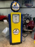 Restored Richfield Gas Pump