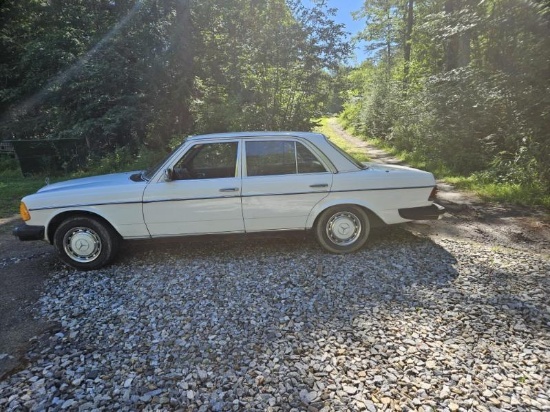 1979 Mercedes-Benz 240D