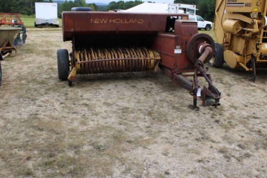 New Holland 278 Square Baler