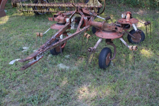 Four Basket Fluffer Folds For Transportation
