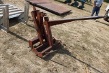 Scissor Lift Hay Spear
